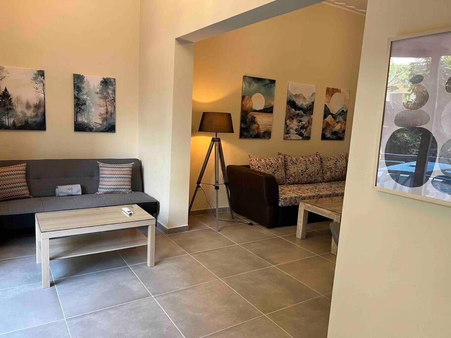 Spacious And Beautiful House Le Pirée Extérieur photo
