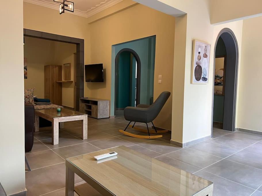 Spacious And Beautiful House Le Pirée Extérieur photo