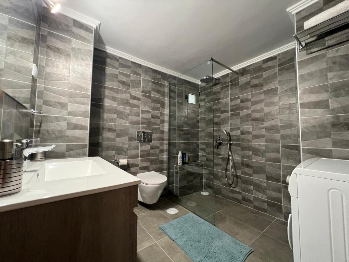 Spacious And Beautiful House Le Pirée Extérieur photo